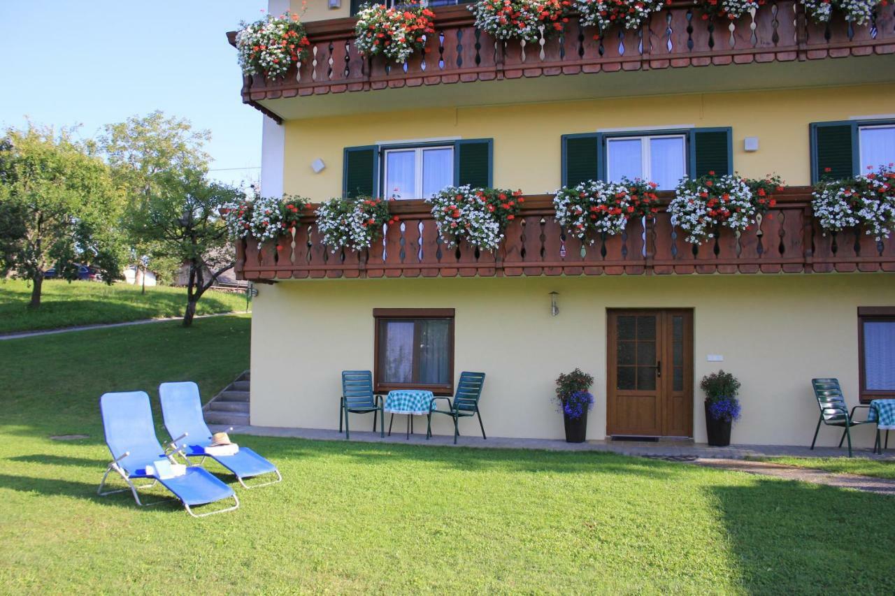 Kusternighof Hotel Velden am Woerthersee Exterior photo